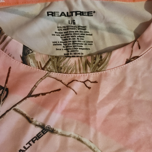 Realtree Pink Camouflage Baselayer Set - Picture 6 of 6